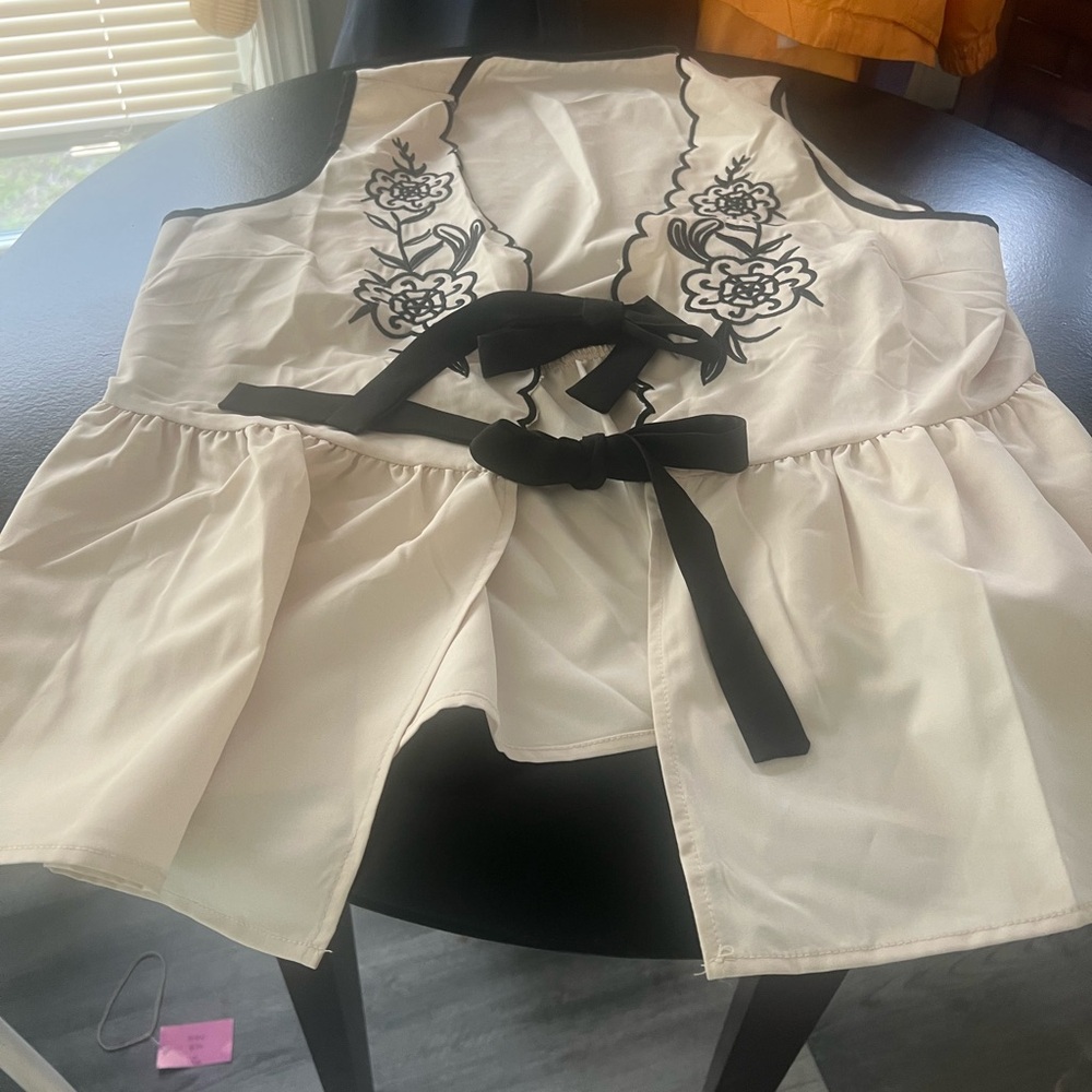 SHEIN Ivory vest with Black Floral Embroidery and Tie